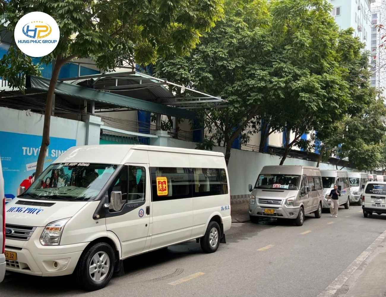 Dịch vụ đưa đón trẻ đi học 